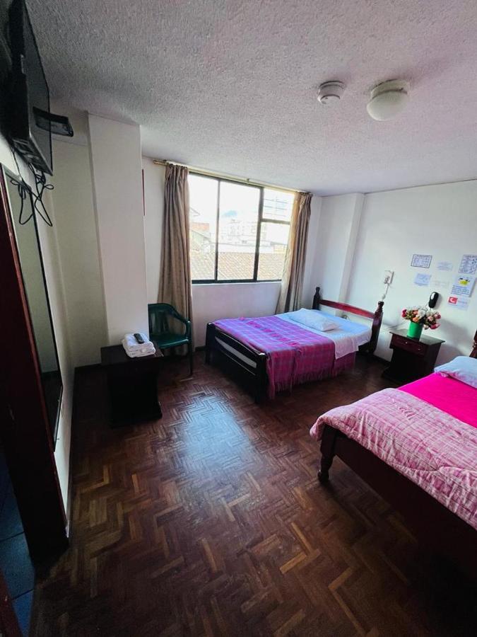 Hotel Bernys Quito Exterior foto