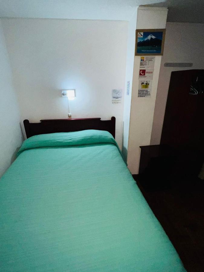 Hotel Bernys Quito Exterior foto
